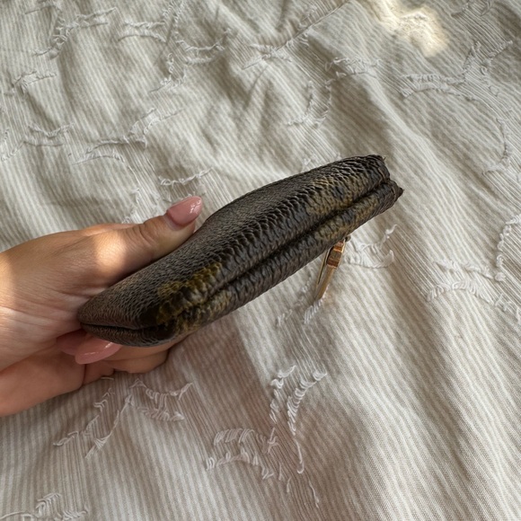 Louis Vuitton authentic pochette cles monogram - Picture 6 of 8